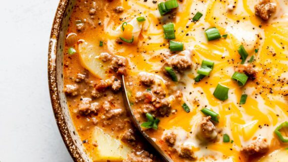 Cheesy Hamburger Potato Soup Recipe